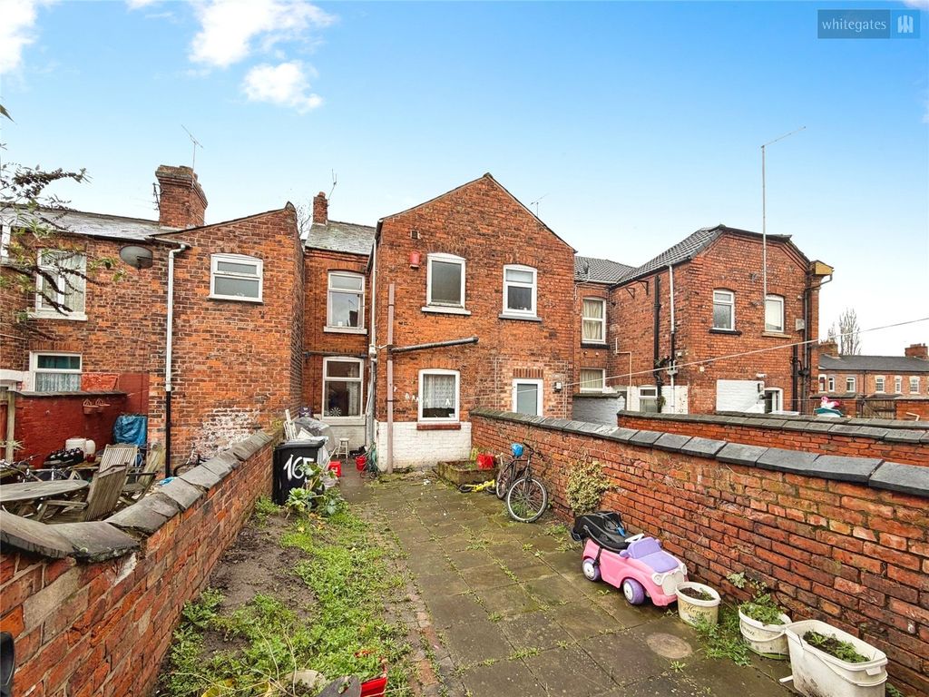 Property photo 2 of 10 Picture No. 03