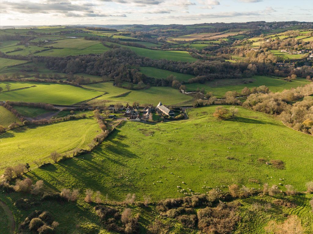 Property photo 1 of 32 Image