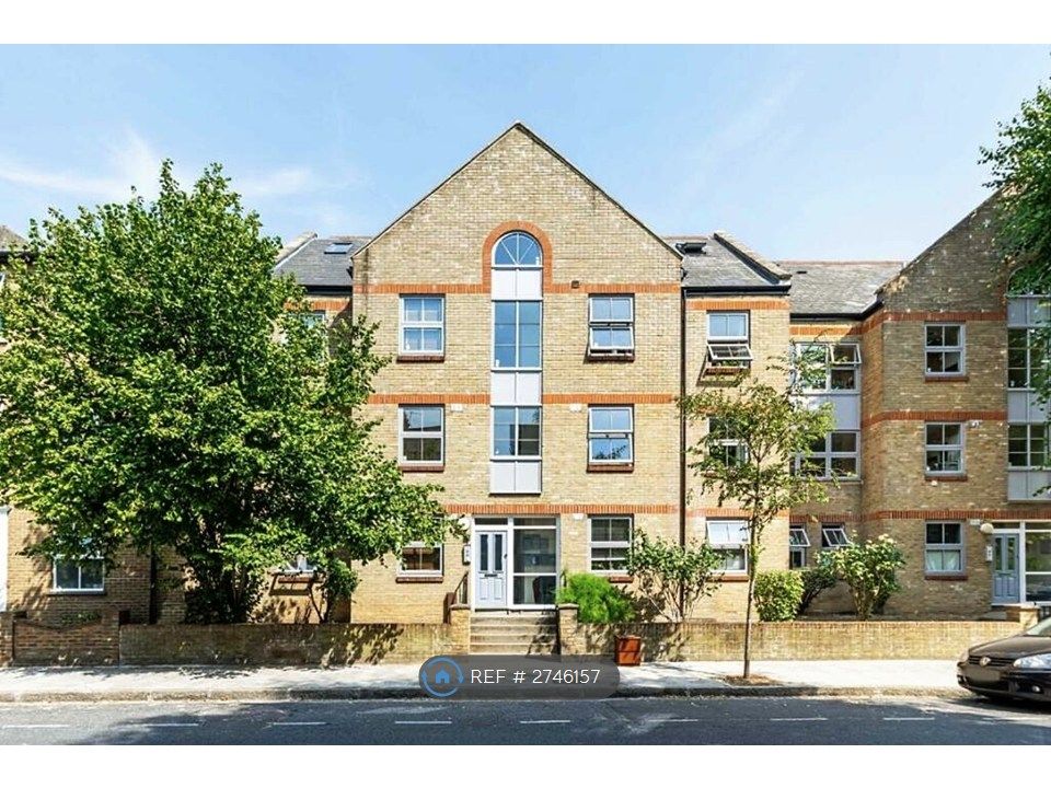 Property photo 2 of 12