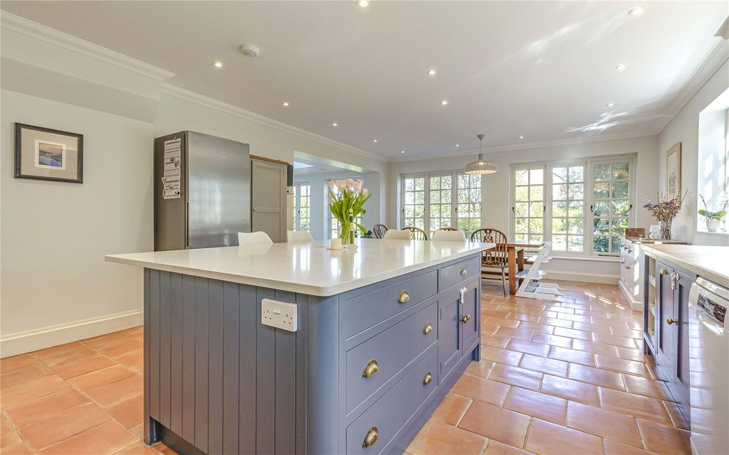 Property photo 3 of 31 Picture No. 33