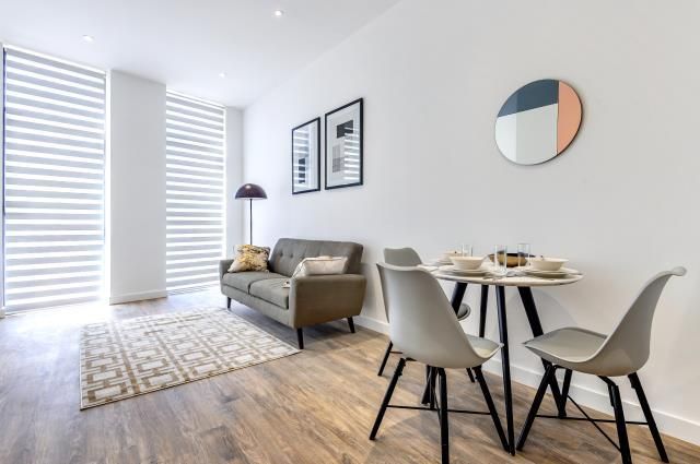 Property photo 3 of 7 Dining Area