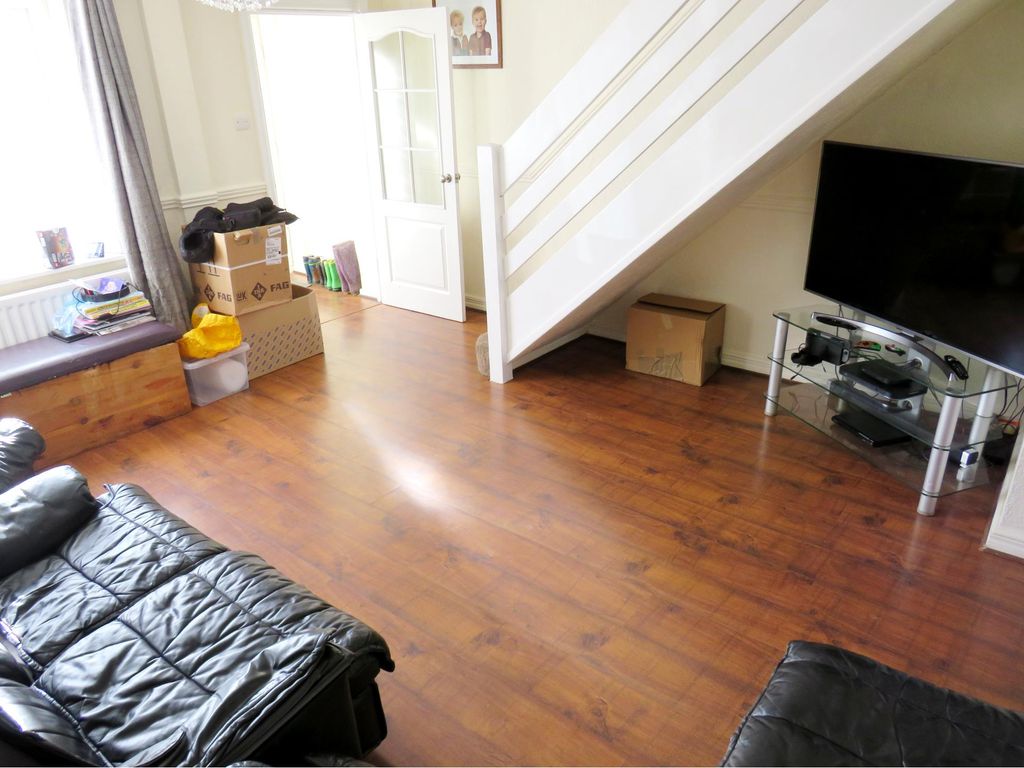 Property photo 2 of 9 Living Room