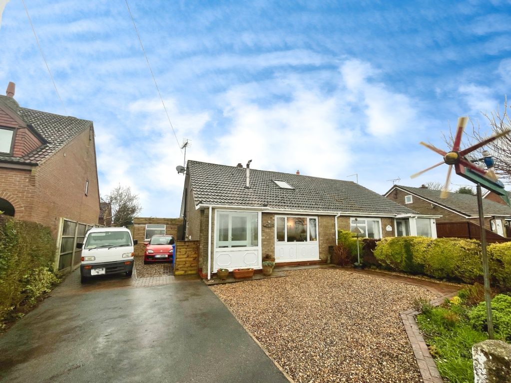 Property photo 1 of 33 3912653