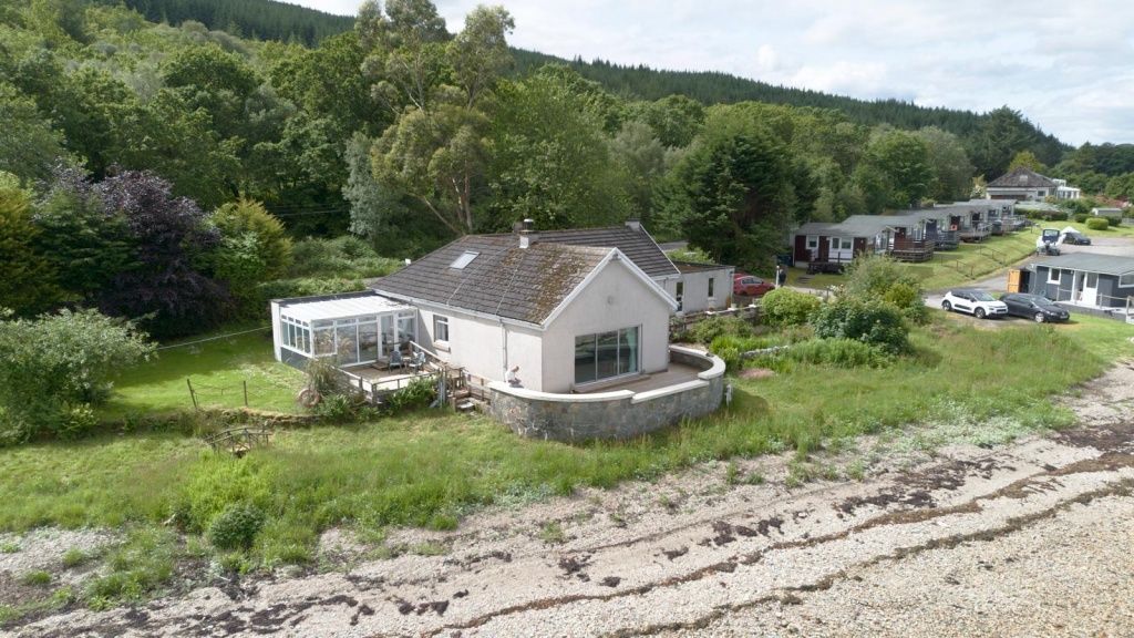 Property photo 3 of 23