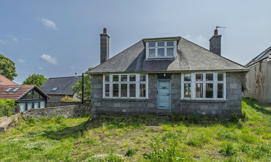 Property photo 1 of 9 Lead Image