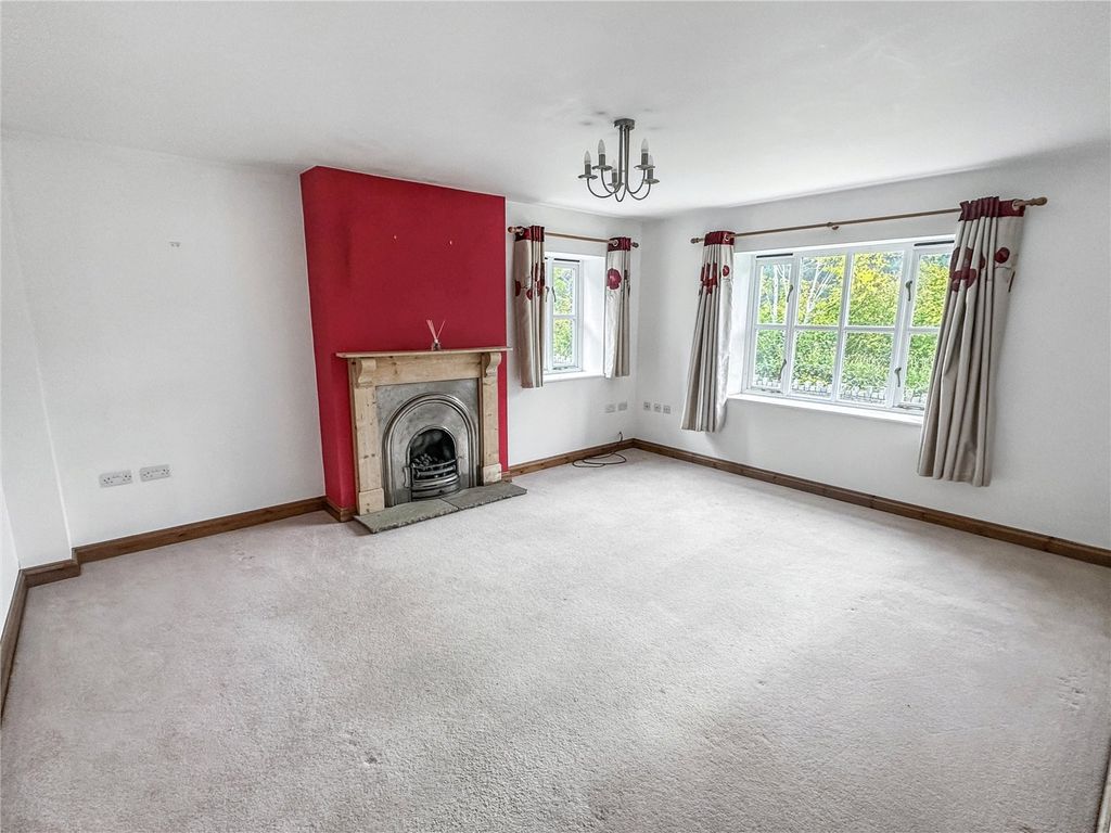 Property photo 3 of 17 Picture No. 12