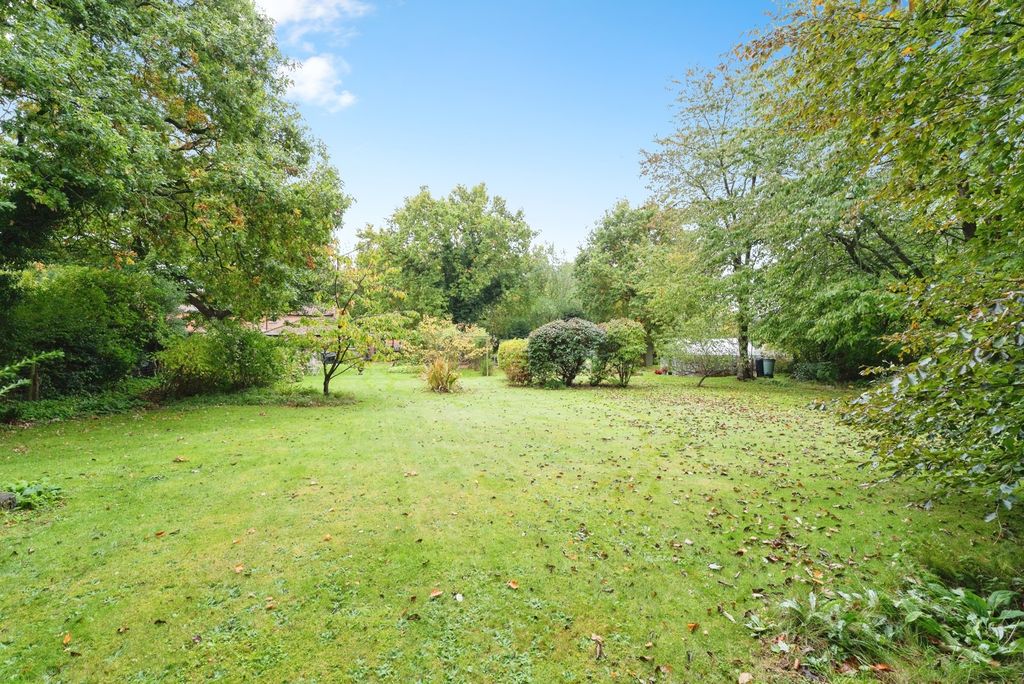 Property photo 3 of 20 Photo