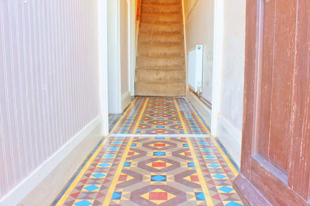 Property photo 1 of 20 Minton Flooring