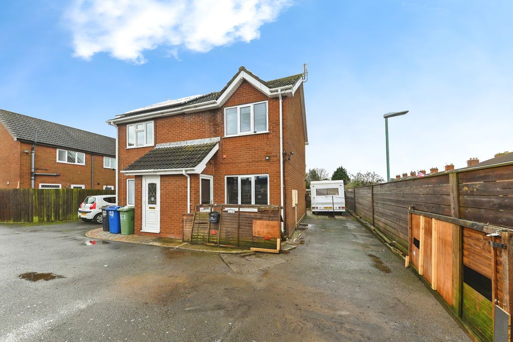 Property photo 1 of 14