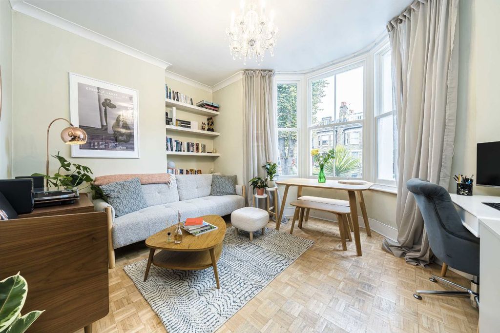 Property photo 2 of 6