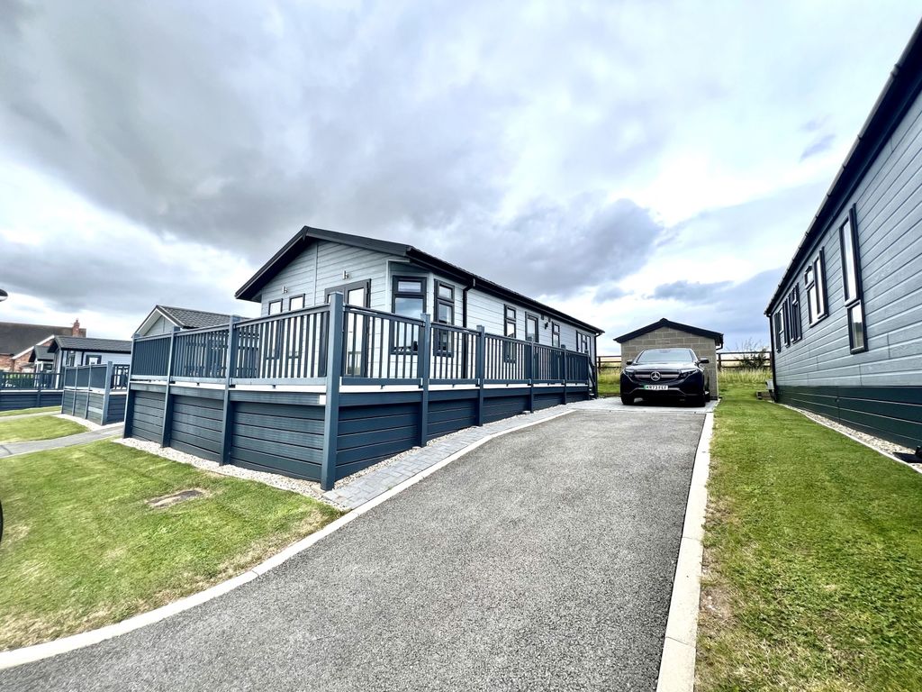 Property photo 1 of 13 Img_4753