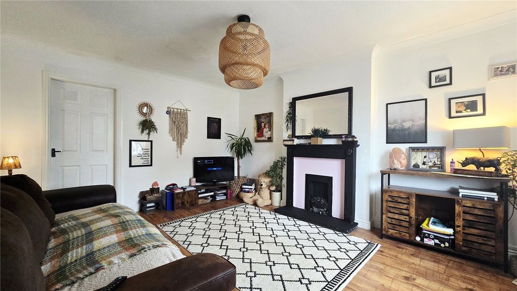 Property photo 2 of 16 Picture No. 51