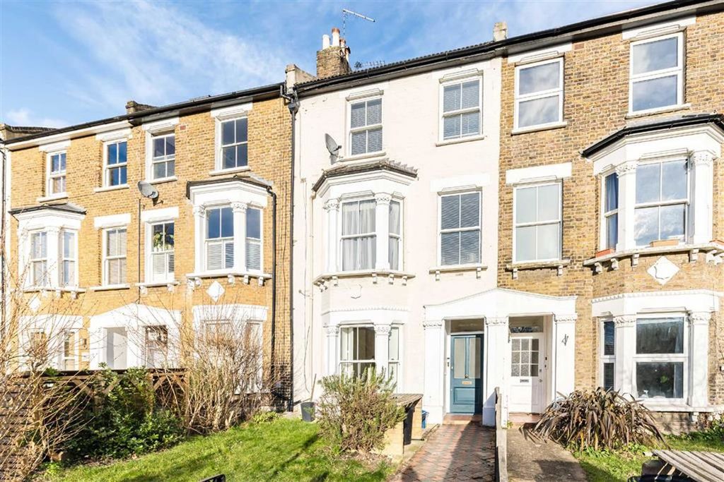 Property photo 1 of 5