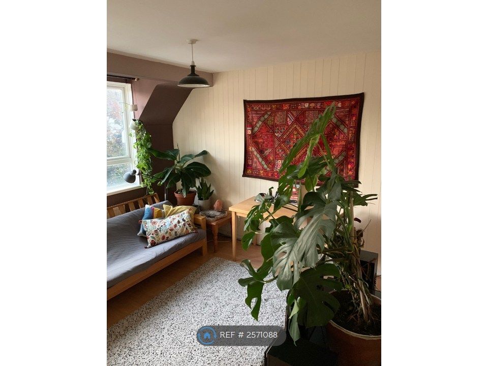 Property photo 2 of 8 Longe