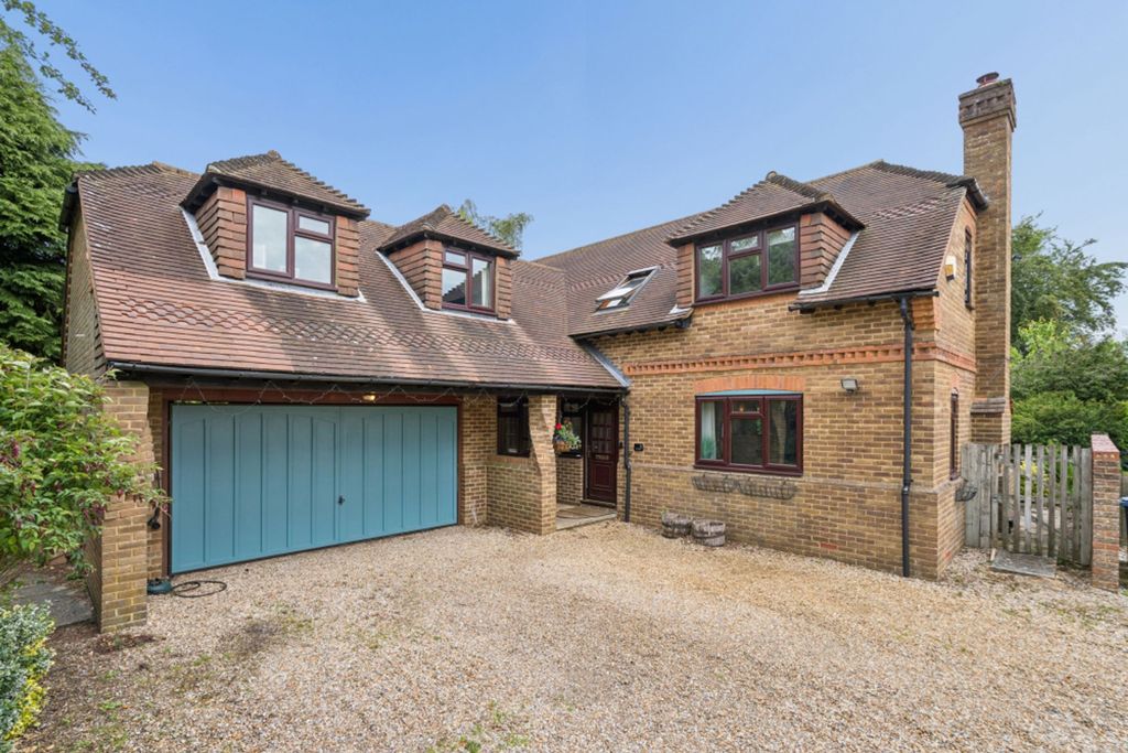 Property photo 1 of 36