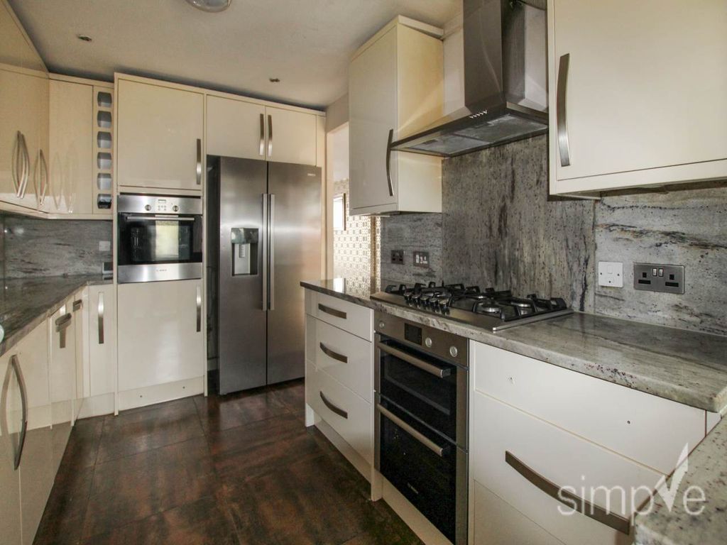 Property photo 2 of 18 Img_9891