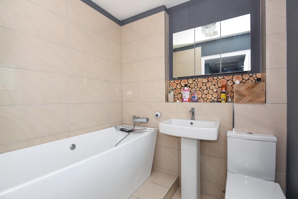 Property photo 3 of 8 Bathroom