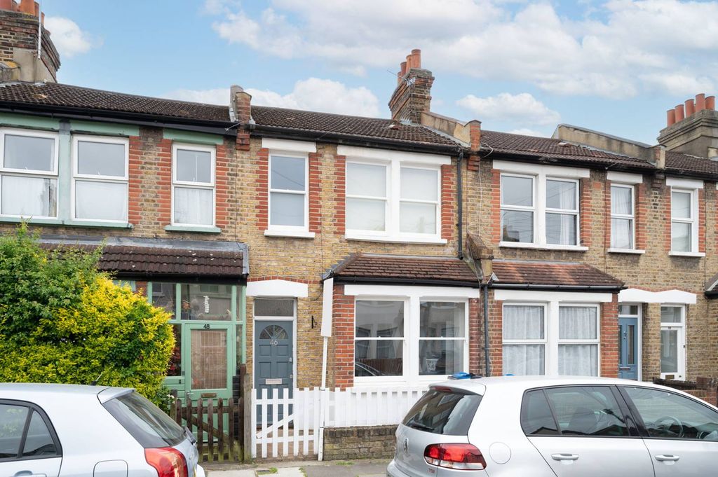 Property photo 1 of 11