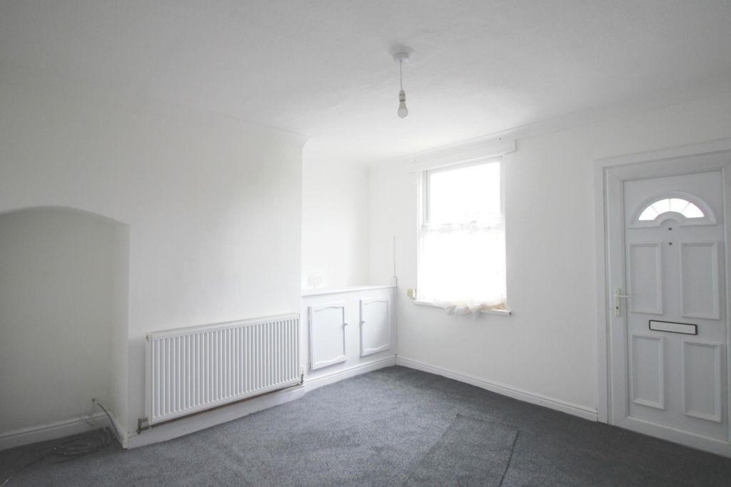 Property photo 2 of 9 Photo 2