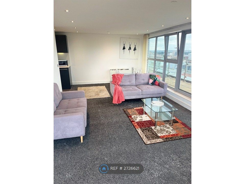 Property photo 1 of 16 Lounge