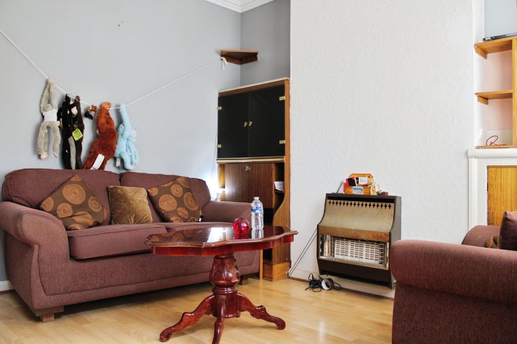 Property photo 3 of 15