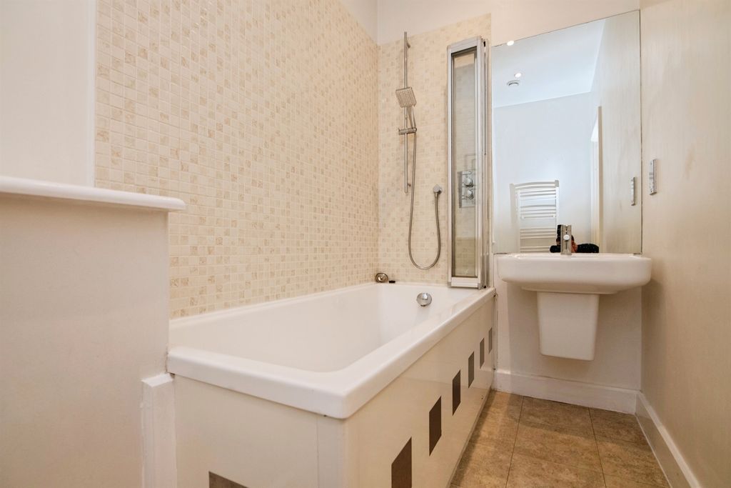 Additional image 9 of 1 bed flat for saleWolverhampton Street, Walsall WS2