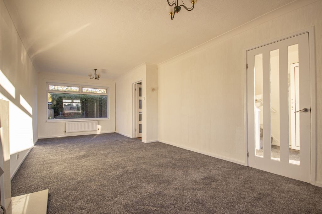 Property photo 3 of 14 3