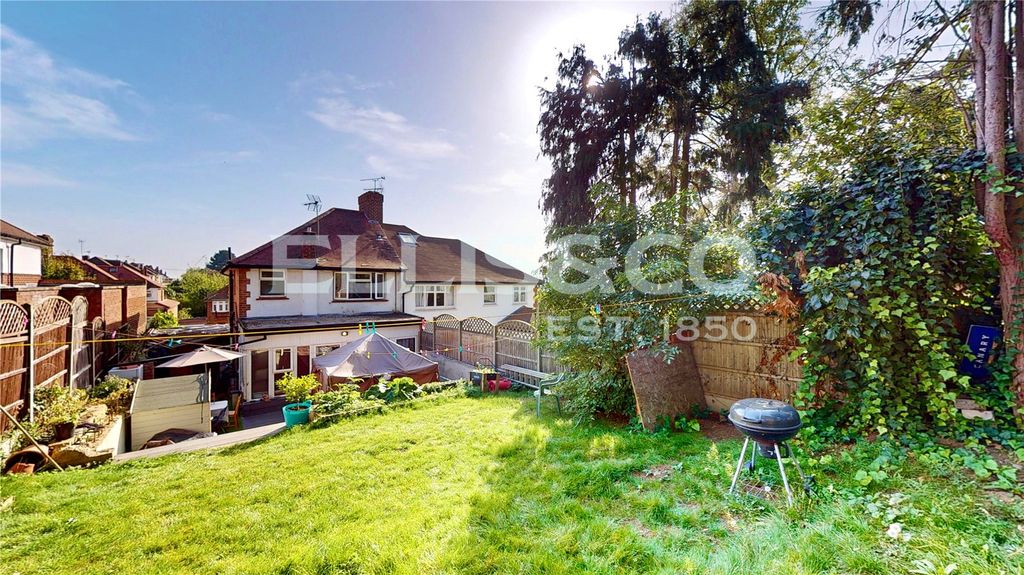 Property photo 2 of 40 Picture No. 13