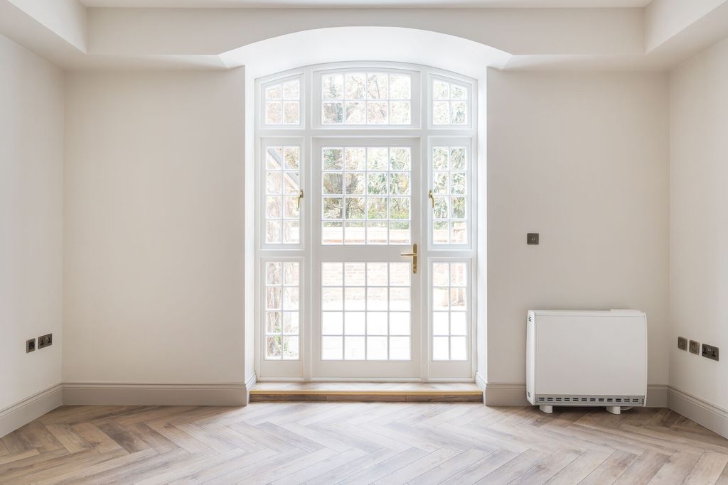 Property photo 3 of 13 1107605 (15)