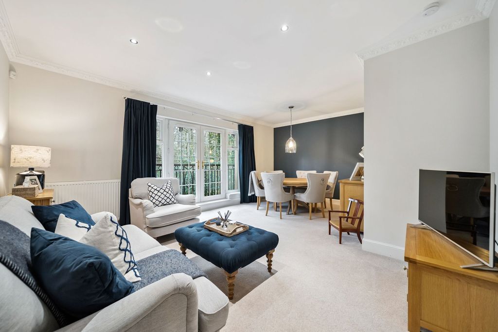 Property photo 3 of 22