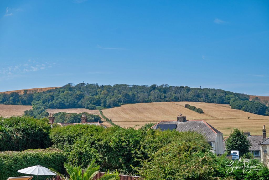 Property photo 2 of 38 Views Of Stenbury Down