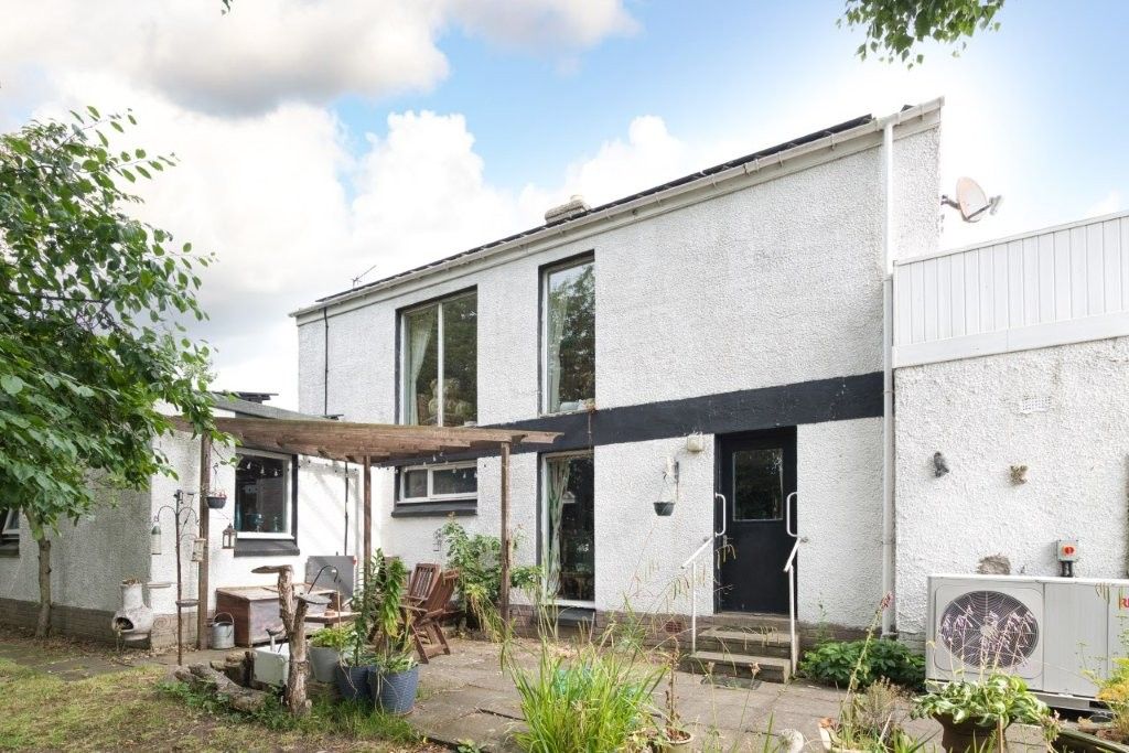 Property photo 3 of 38