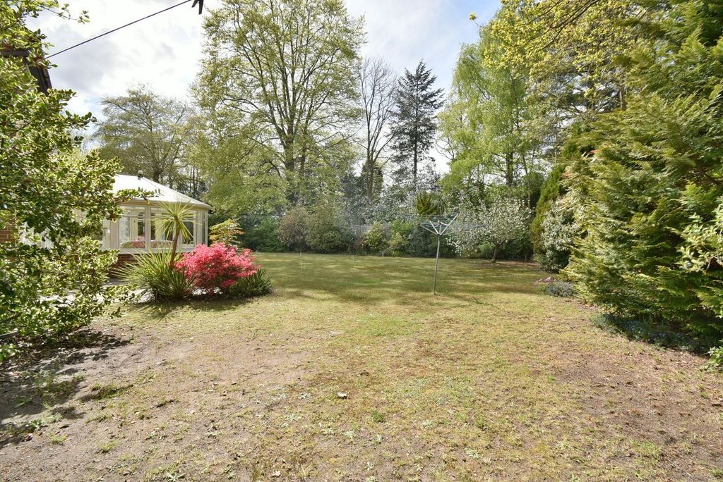 Property photo 3 of 31