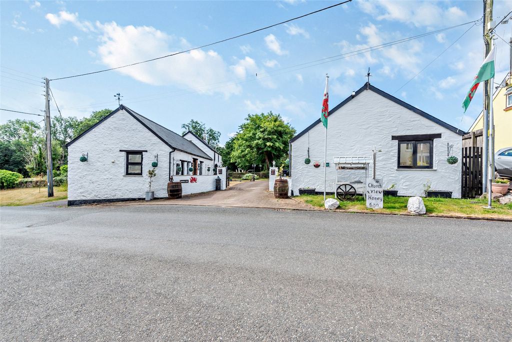 Property photo 3 of 48 Site Entrance