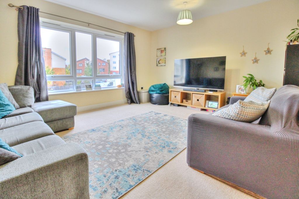 Property photo 3 of 27 Photo #3