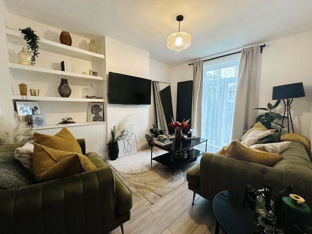 Property photo 1 of 9 Picture 1