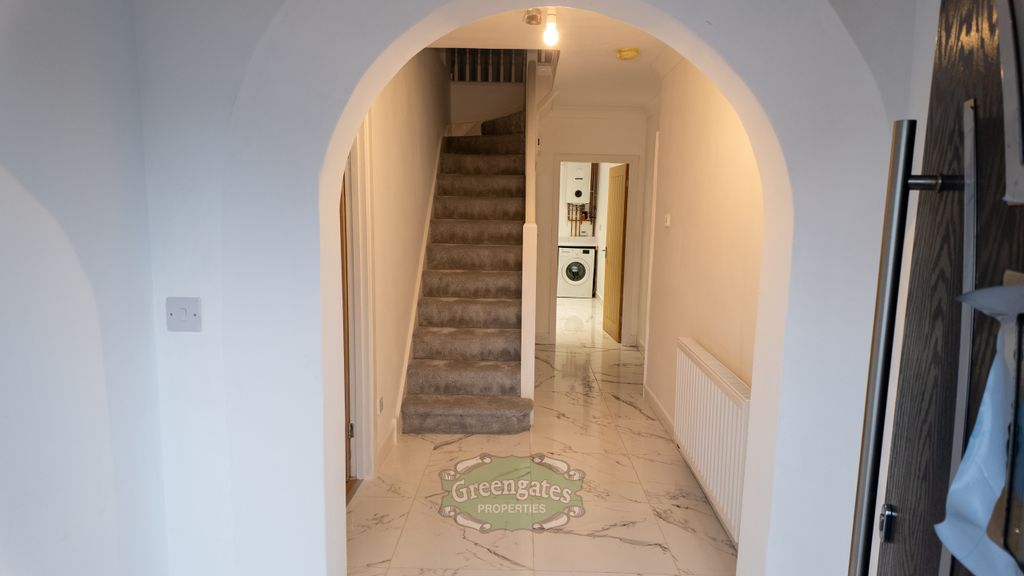 Property photo 2 of 30 Dji_20260123124215_0952_D