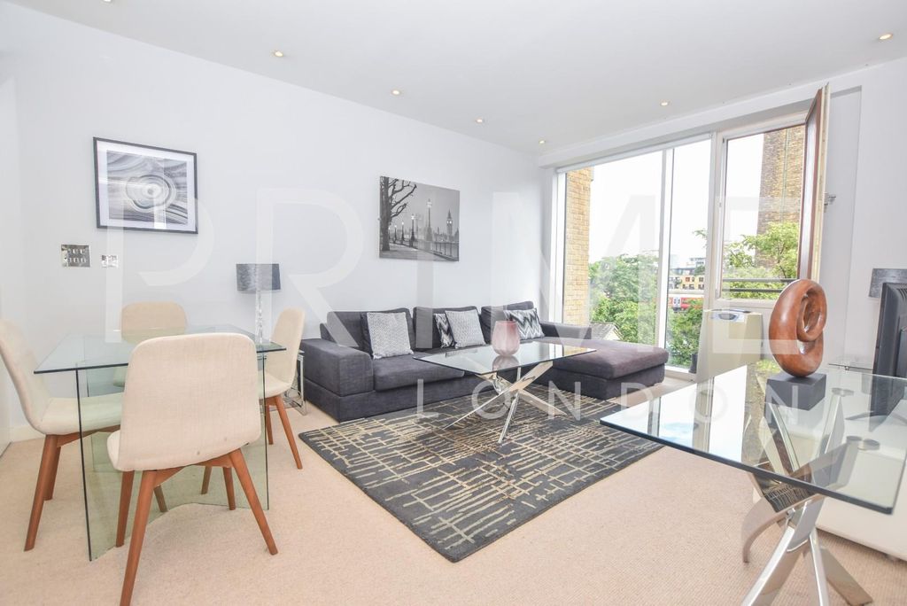 Property photo 1 of 10 Cb81B4.Jpg