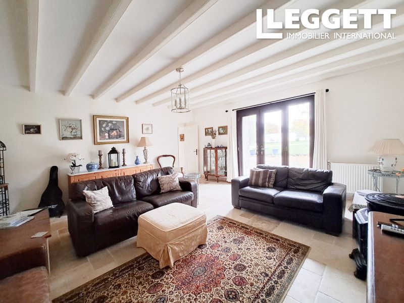 Property photo 3 of 10