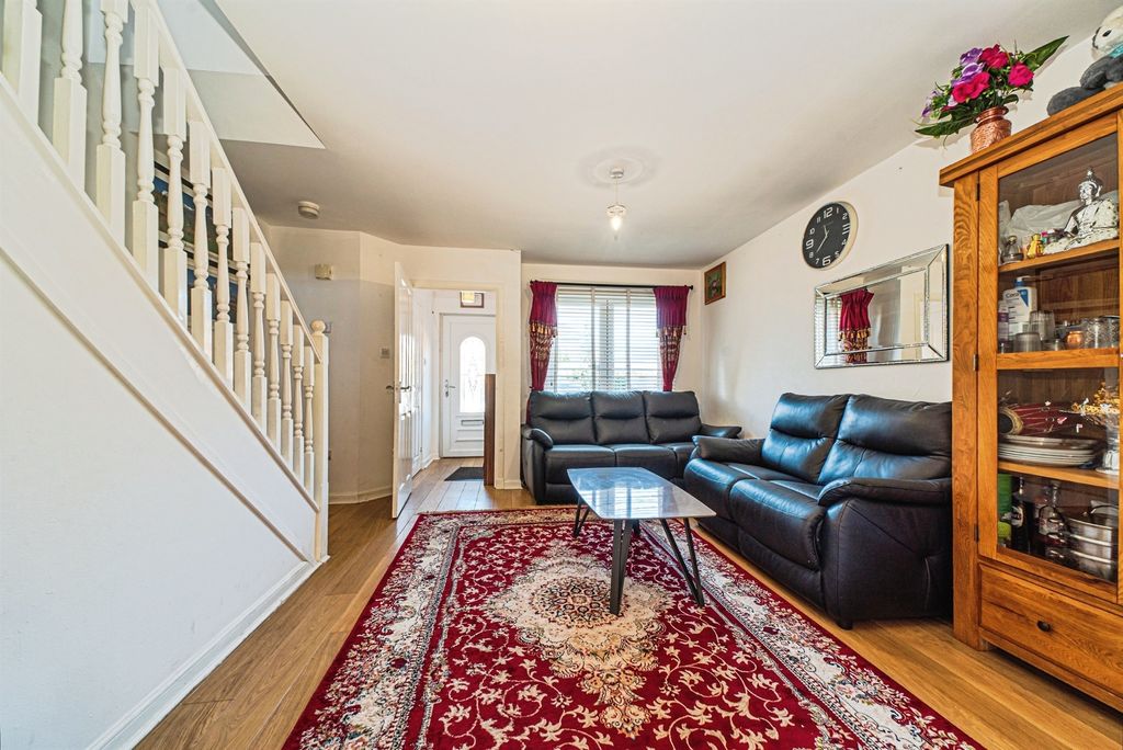 Property photo 3 of 15