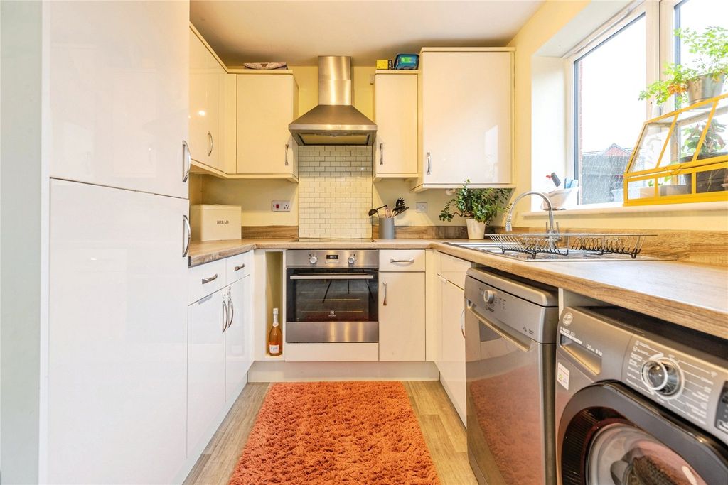 Property photo 3 of 24 Picture No. 10