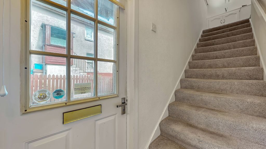 Property photo 3 of 24 2