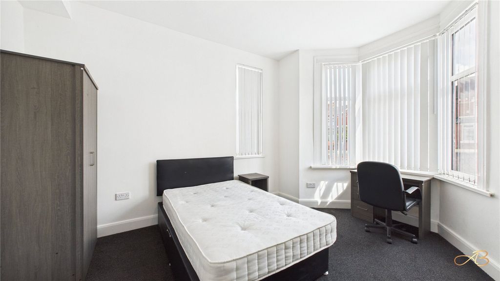 Property photo 1 of 3 Picture No. 07