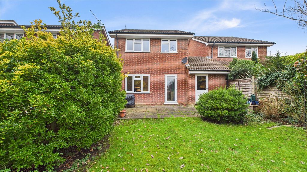 Property photo 3 of 16 Picture 3