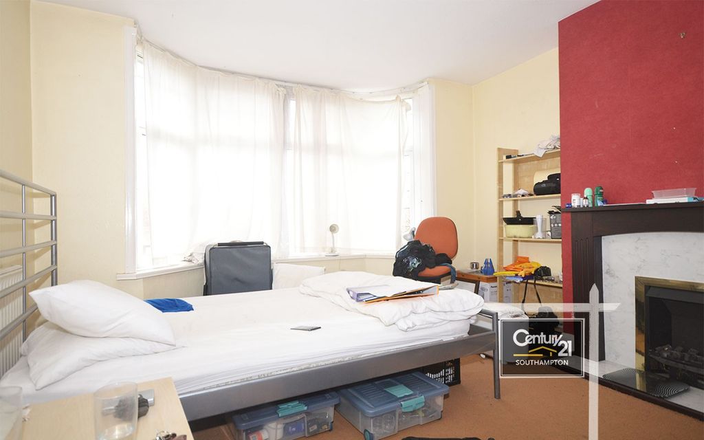 Property photo 3 of 9