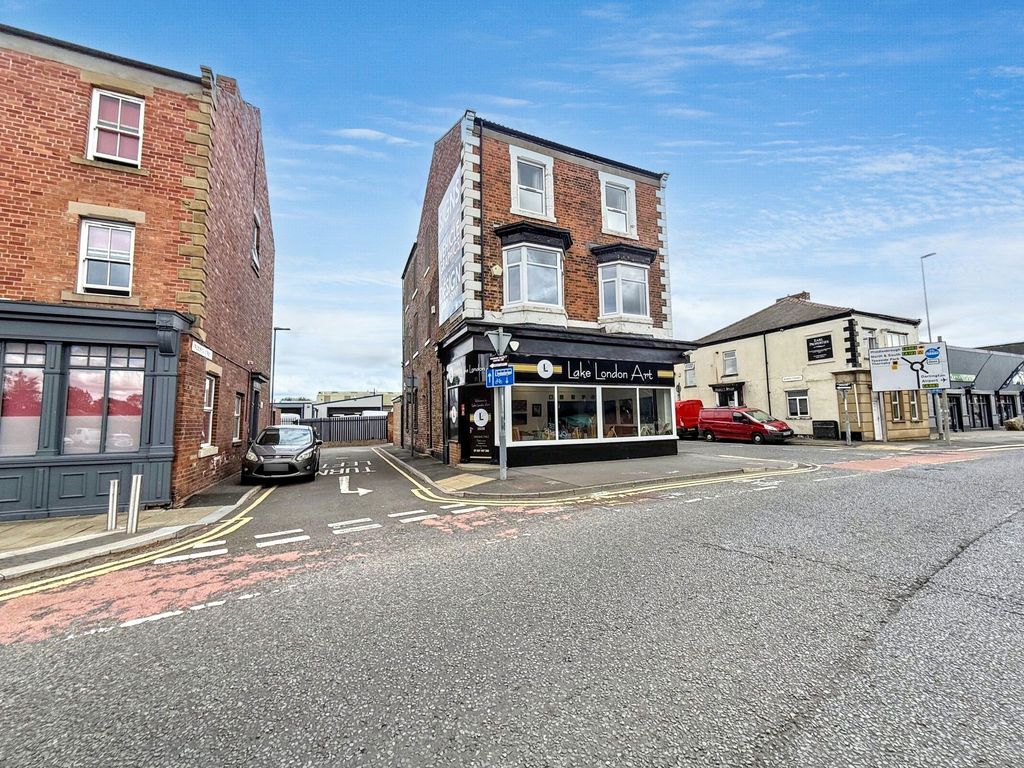 Property photo 3 of 22