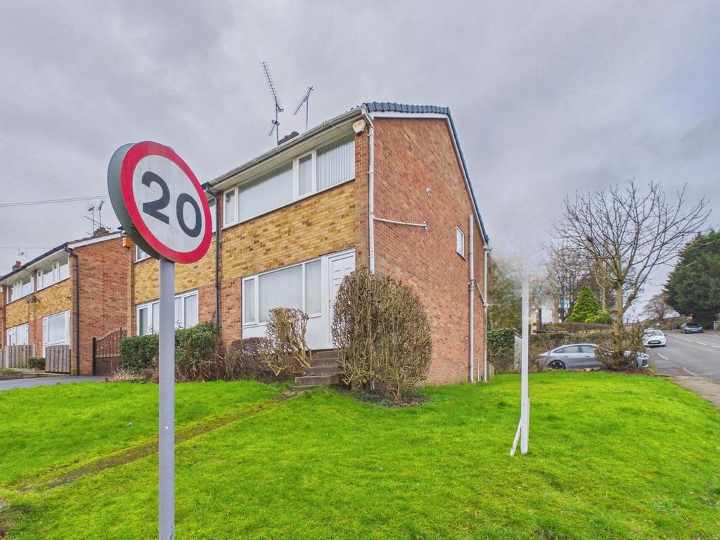 Property photo 1 of 11 Cam01268G0-Pr0435-Still012.Jpg