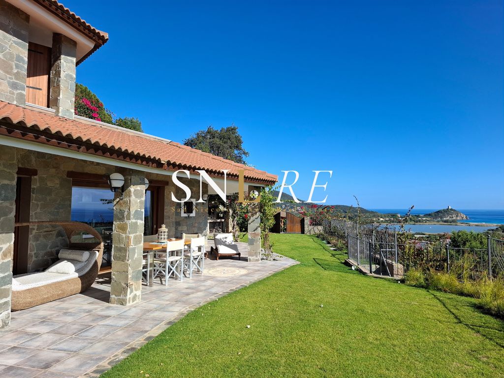 Property photo 3 of 44