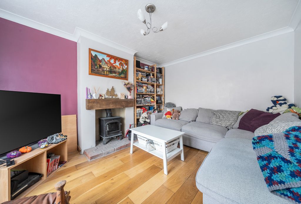 Property photo 3 of 12 1407065-14-697Ccf...