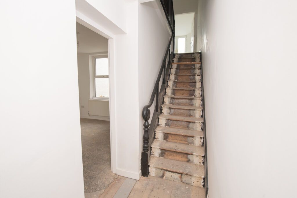 Property photo 3 of 38